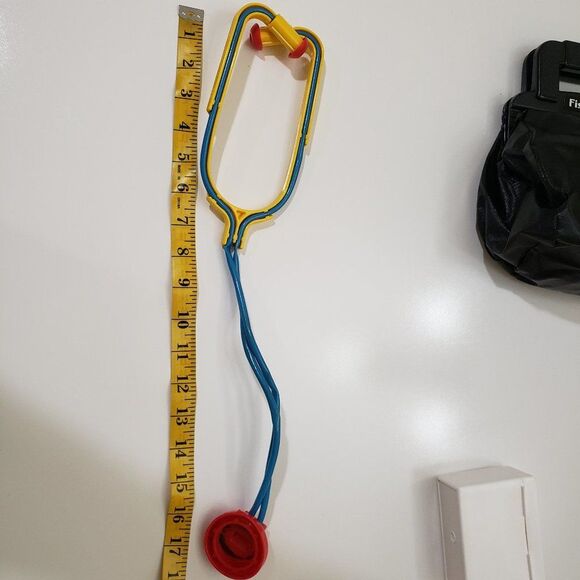 Vintage 1987 Fisher-Price Medical Kit Toy Set - Picture 11 of 16
